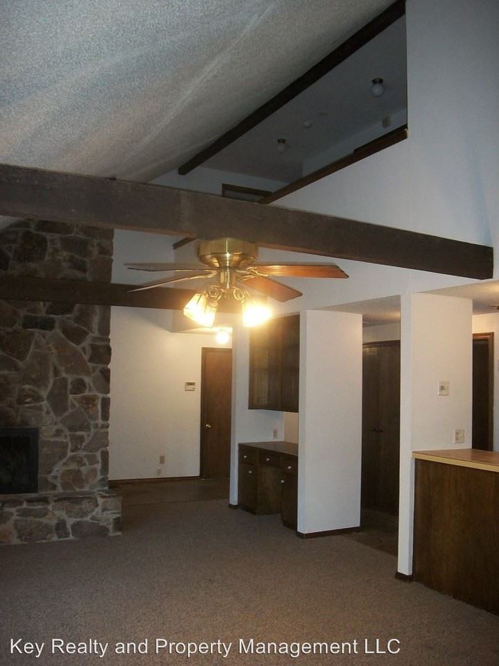 4028 NW 34th 3413 Cameron Ct - Photo 3 of 17