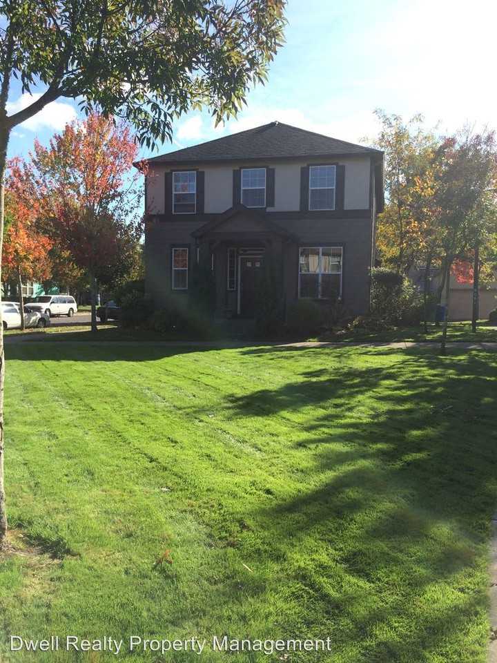 9327 N Woolsey Ave - Photo 2 of 15