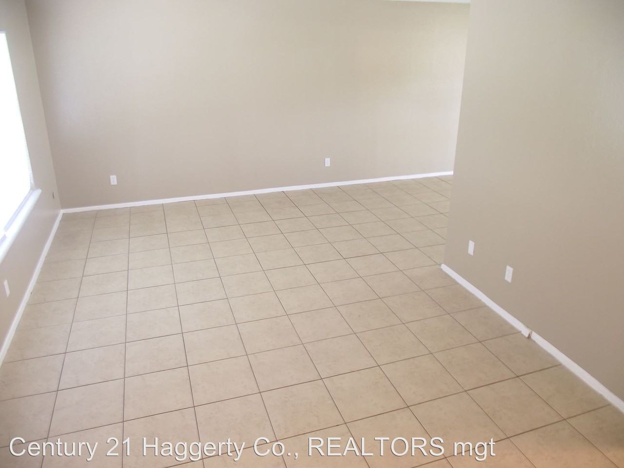 233 Maricopa Dr - Photo 3 of 29