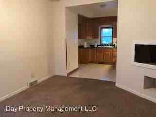1918 E John St - Photo 2 of 20