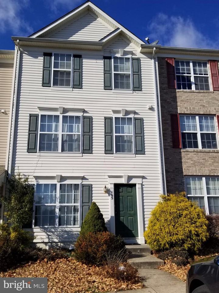 105 Cavalry Ct - Photo 2 of 18