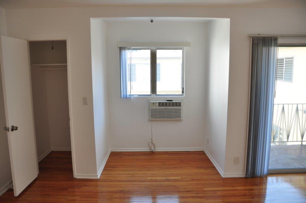 S. Mariposa Ave. & W 5th St. - Photo 3 of 30