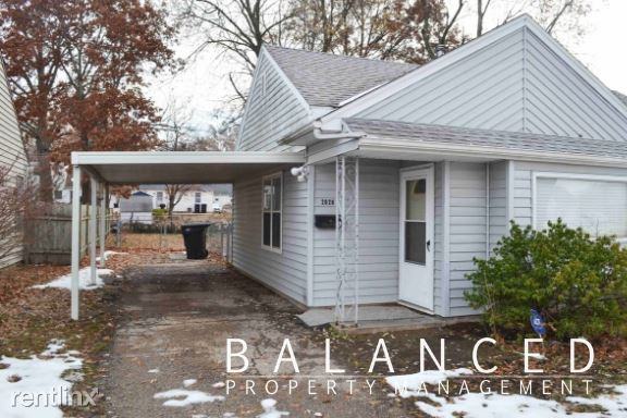 2020 Sw Atwood Ave - Photo 3 of 12