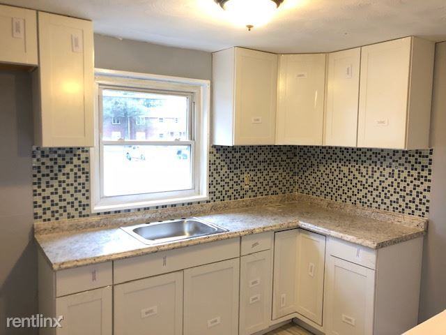 536 Eastern St #E14 - Photo 3 of 10