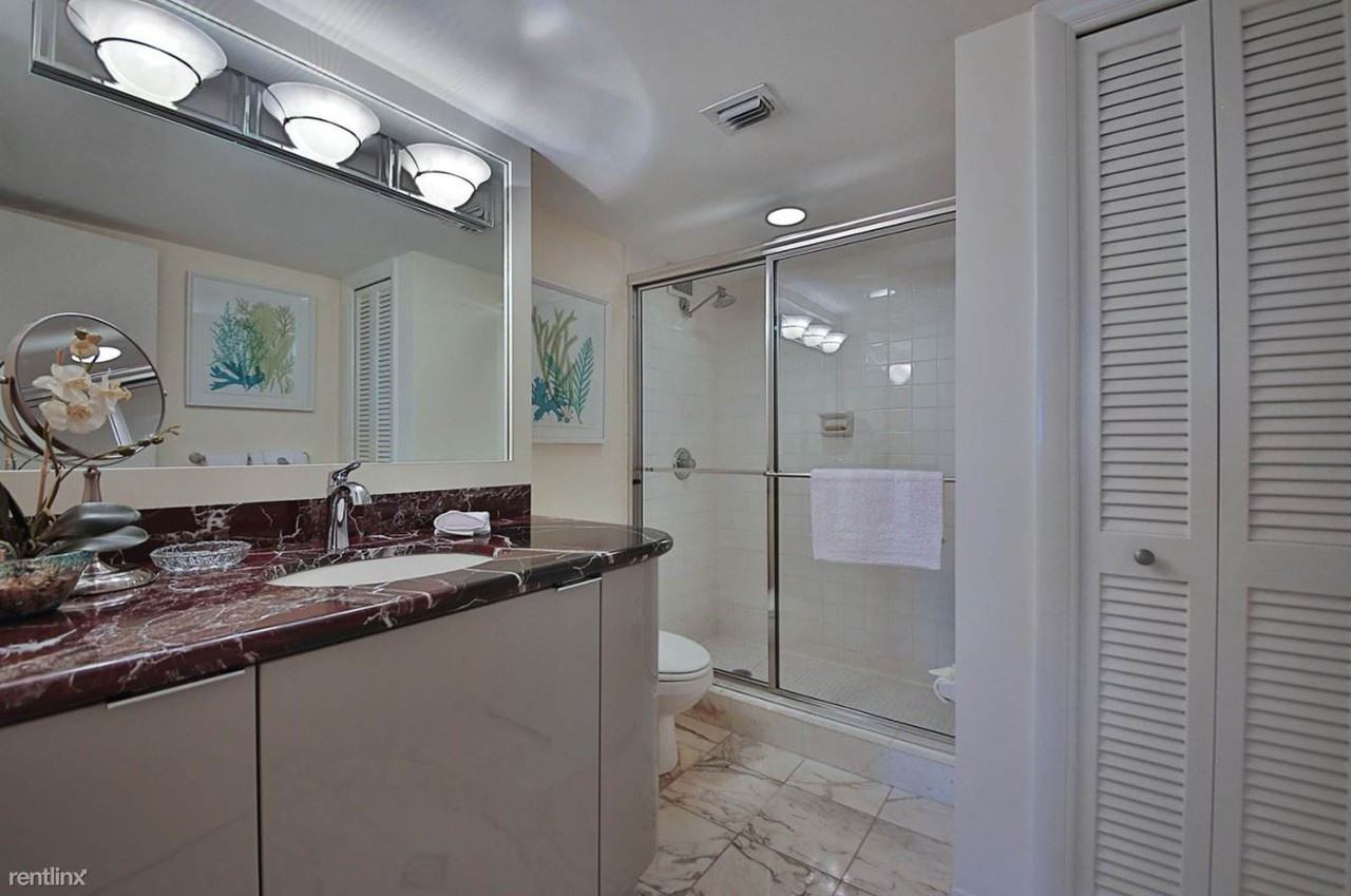 237 Boardwalk Ave #H - Photo 2 of 8