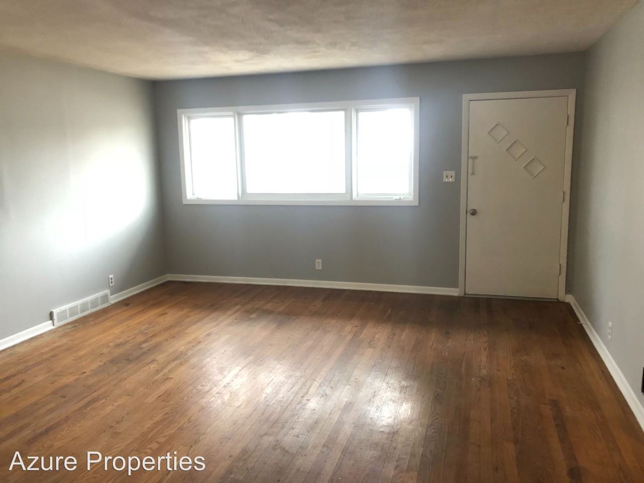 812 W 32nd Ave - Photo 3 of 7