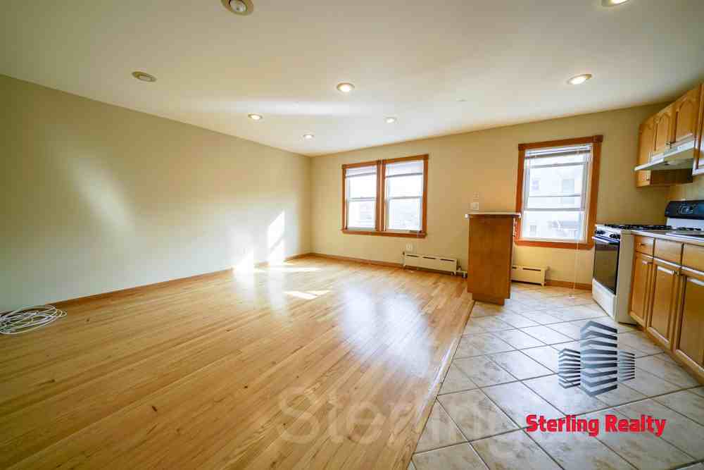 23-41 21st Street #2 - Photo 3 of 7