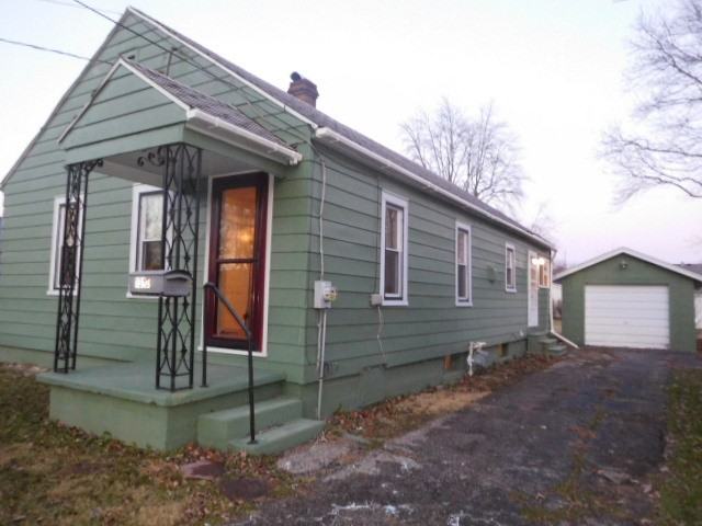 1310 N Franklin St - Photo 3 of 14