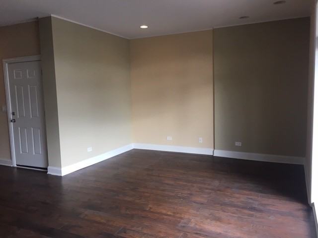 4152 S Western Ave #2 - Photo 3 of 18