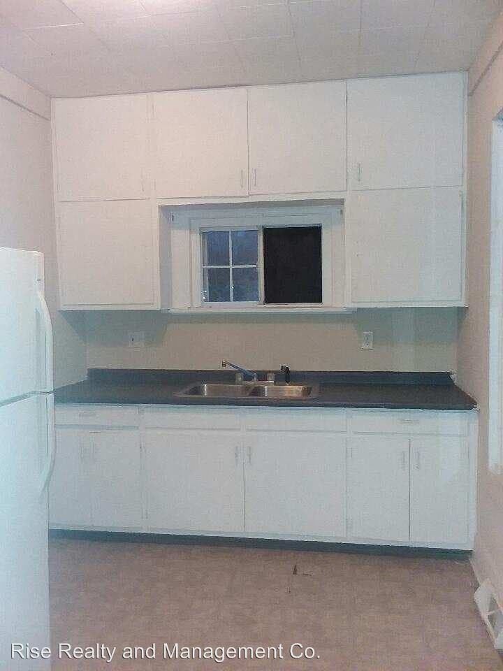 508-510 N Zane Ave. - Photo 3 of 7