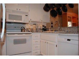 990 La Barbera Dr - Photo 2 of 11