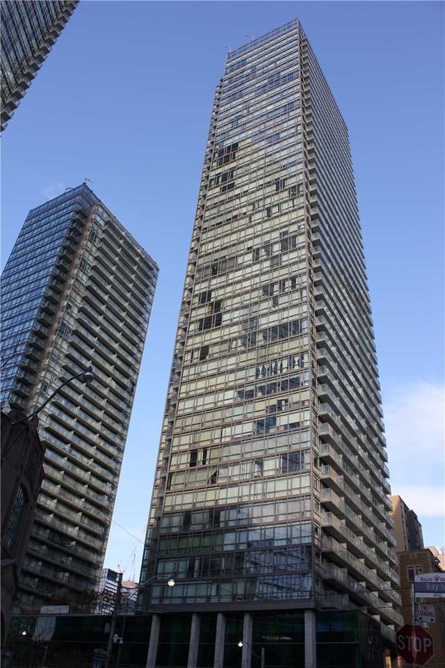 38 Grenville Street #4409