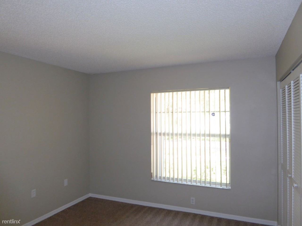 12631 SW 18th St - Photo 3 of 5