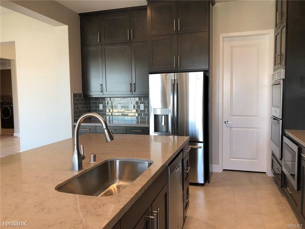 25100 Cypress Bluff Dr - Photo 3 of 8