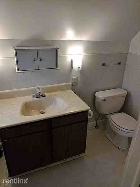 4832 N Mohawk Ave - Photo 3 of 13