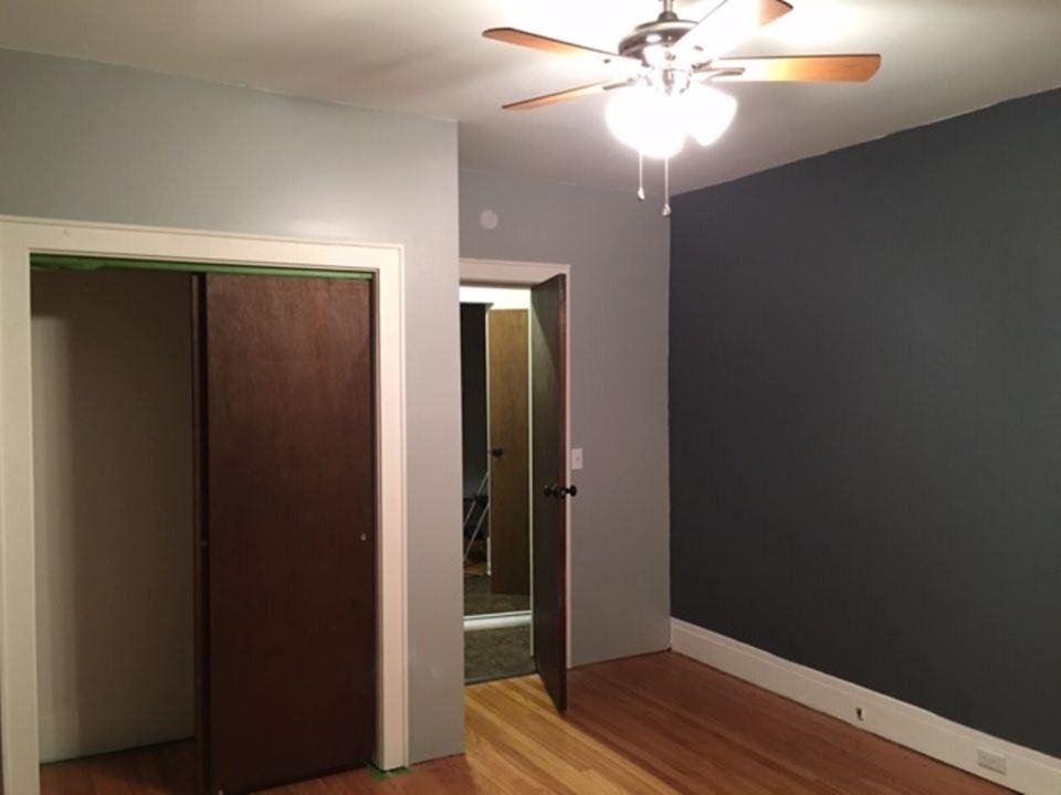 2129 James St - Photo 3 of 11