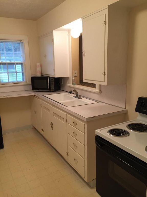 1335 W Sunset Ave - Photo 2 of 12