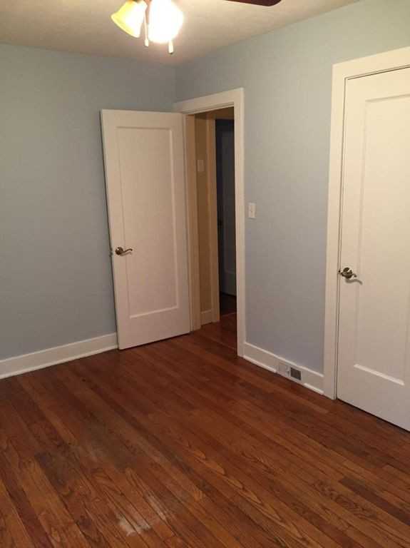 1335 W Sunset Ave - Photo 3 of 12