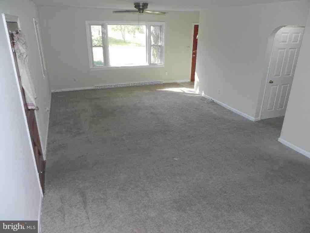 10170 Berry Rd - Photo 2 of 36