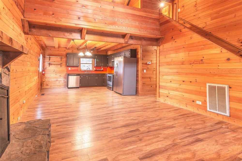 201 Old Mill Rd NE - Photo 3 of 10