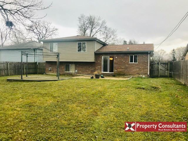 437 West 15th Street - Photo 3 of 13