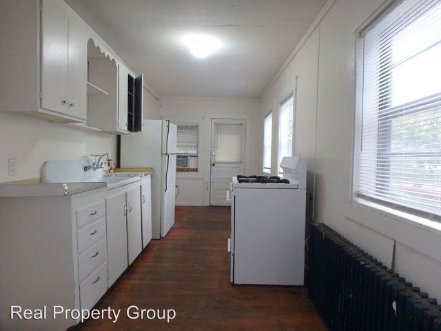 1115 Paquin St - Photo 3 of 9