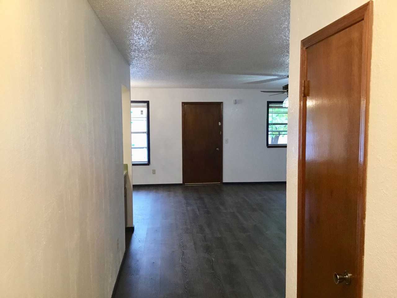 8800 NW 80th St - Photo 2 of 25