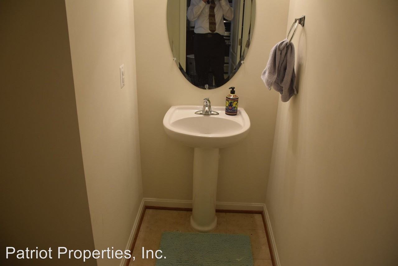 19464 Promenade Dr - Photo 2 of 10