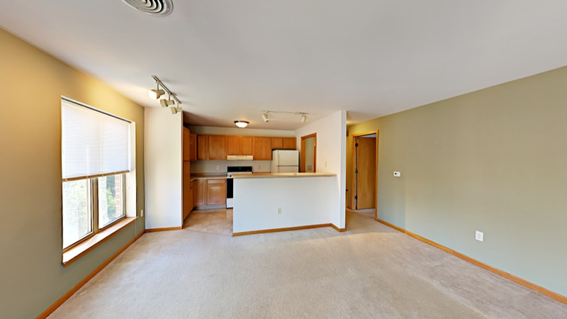 Underwood Station - Photo 6 of 34