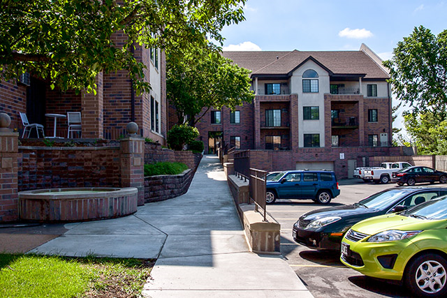 The Overlook Apartments - Photo 2 of 14