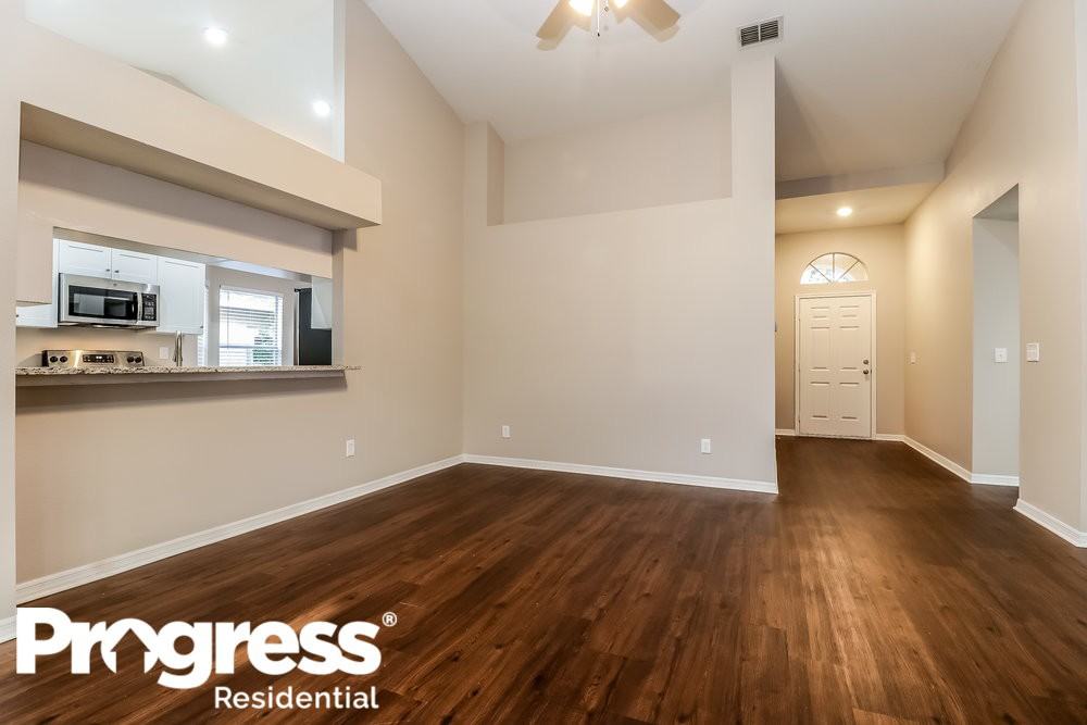 1871 Wood Haven St - Photo 2 of 15