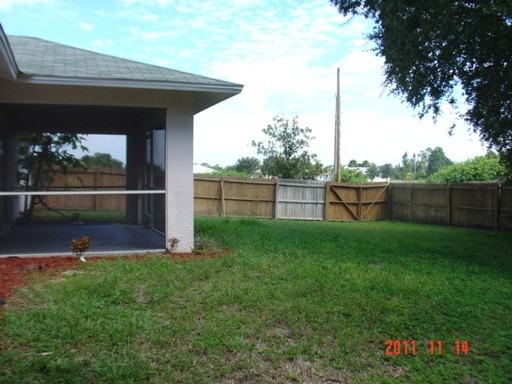 636 Tarapin Ave - Photo 2 of 10