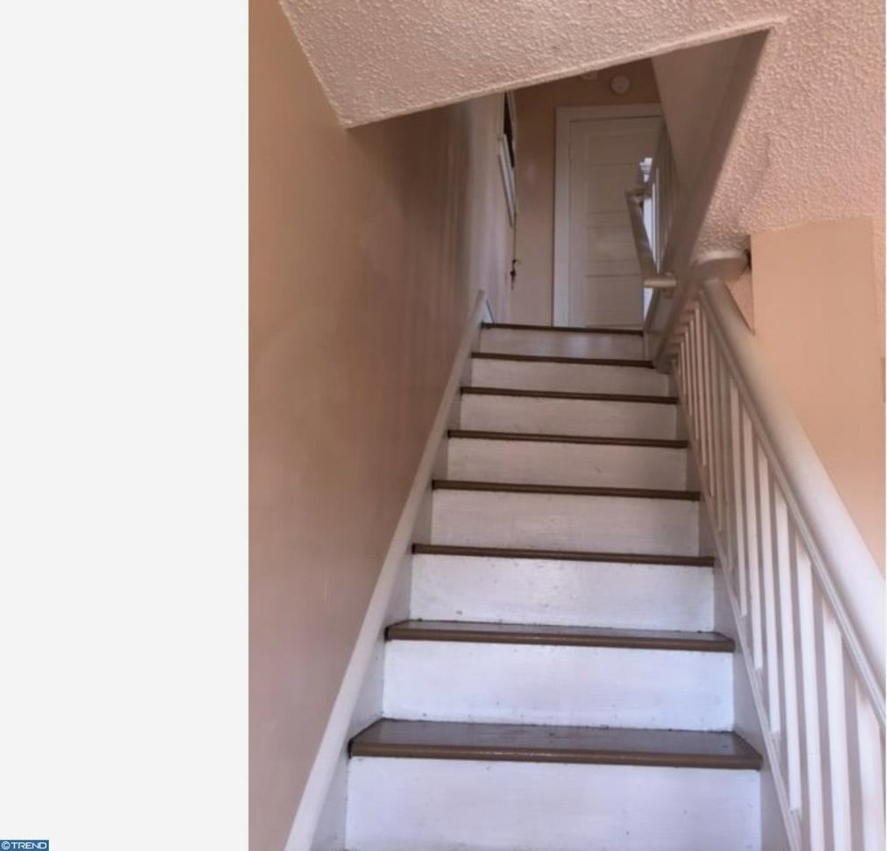 4773 Poplar Ave - Photo 2 of 13