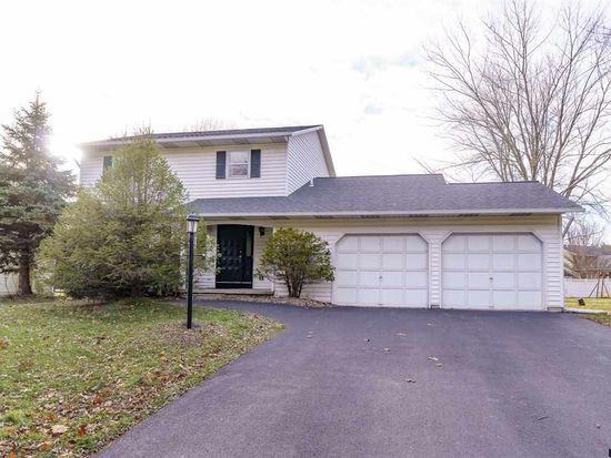 38 Longmeadow Dr - Photo 2 of 4