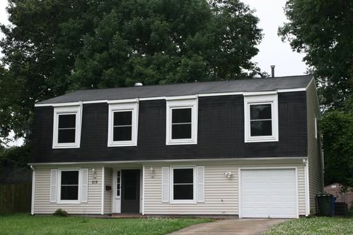 819 Chatsworth Dr - Photo 2 of 37