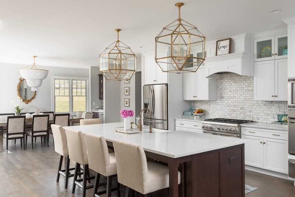 62 Baker Hill Dr - Photo 3 of 17