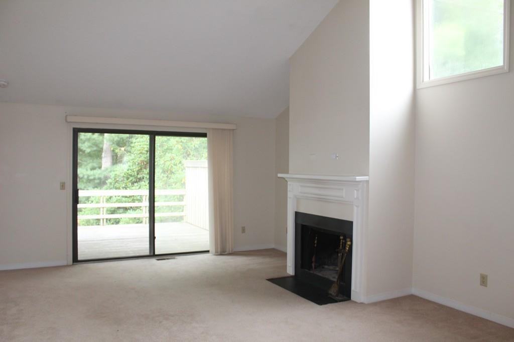 239 Seaward Bend - Photo 2 of 15