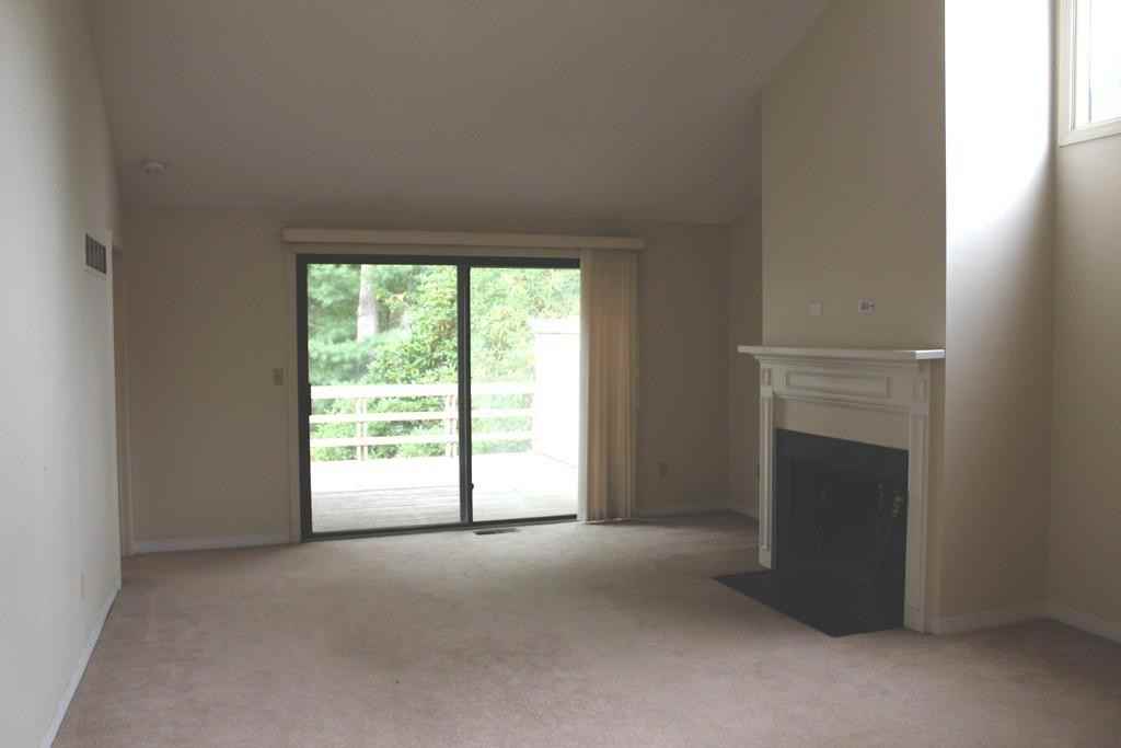 239 Seaward Bend - Photo 3 of 15