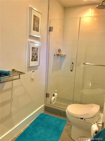 19921 NE 20th Ct #0 - Photo 3 of 36