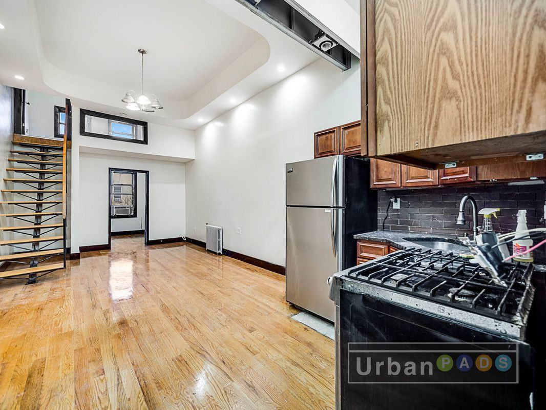 161 Stockholm Street #2R