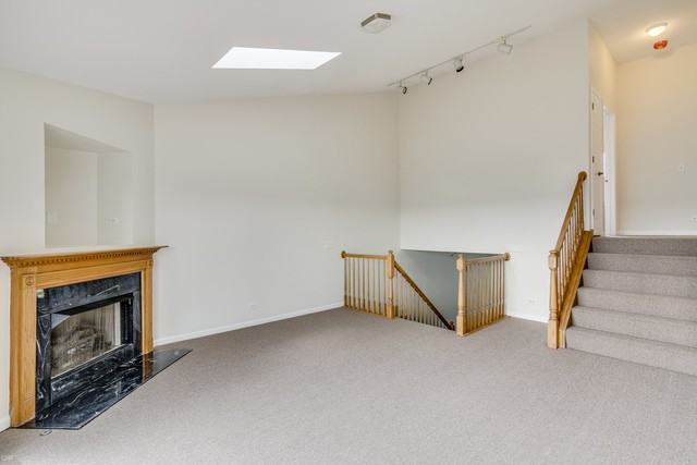 950 Viewpoint Dr - Photo 3 of 16