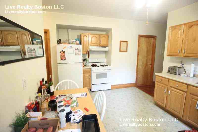 28 Montcalm Avenue - Photo 2 of 2