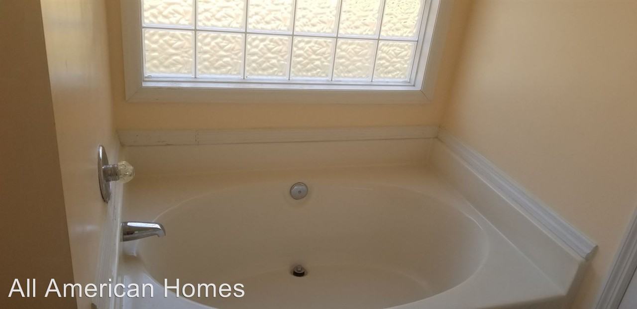 107 Sage Creek - Photo 2 of 7