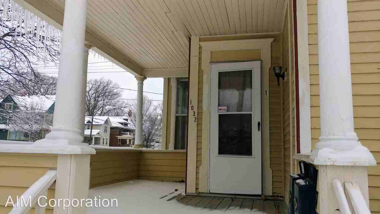 1032 W Kalamazoo Ave - Photo 2 of 13