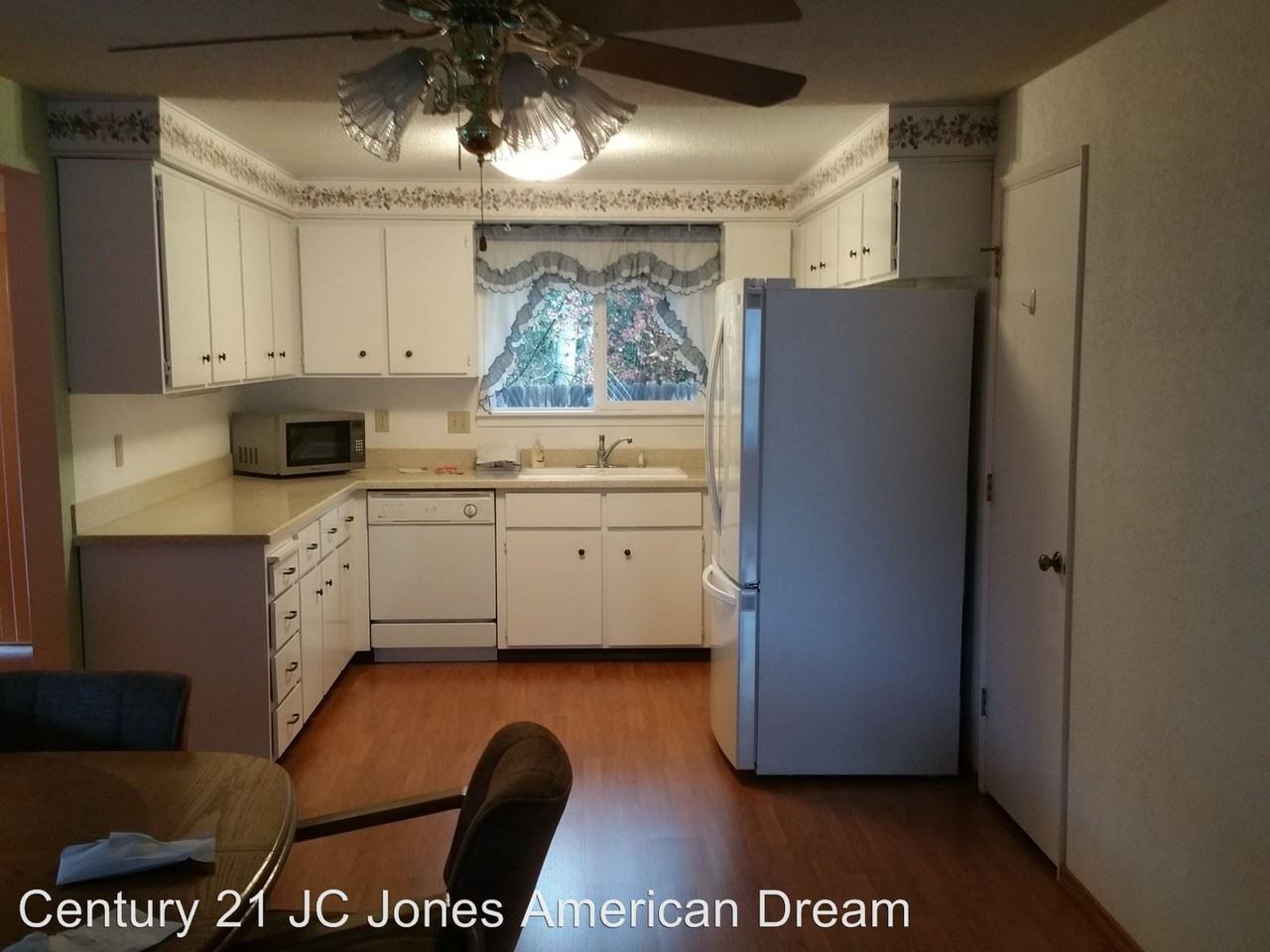 112 Wards Creek Ln - Photo 2 of 8