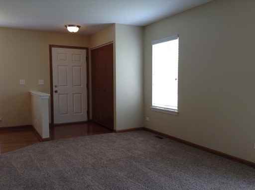 619 Deames St - Photo 3 of 21