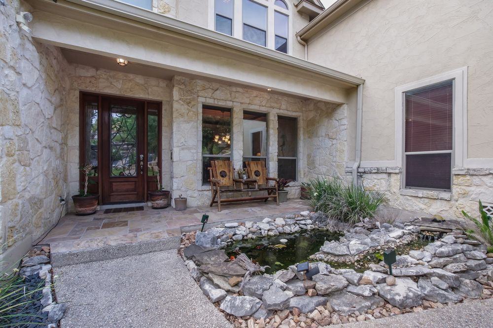 25419 Fairway View - Photo 3 of 36