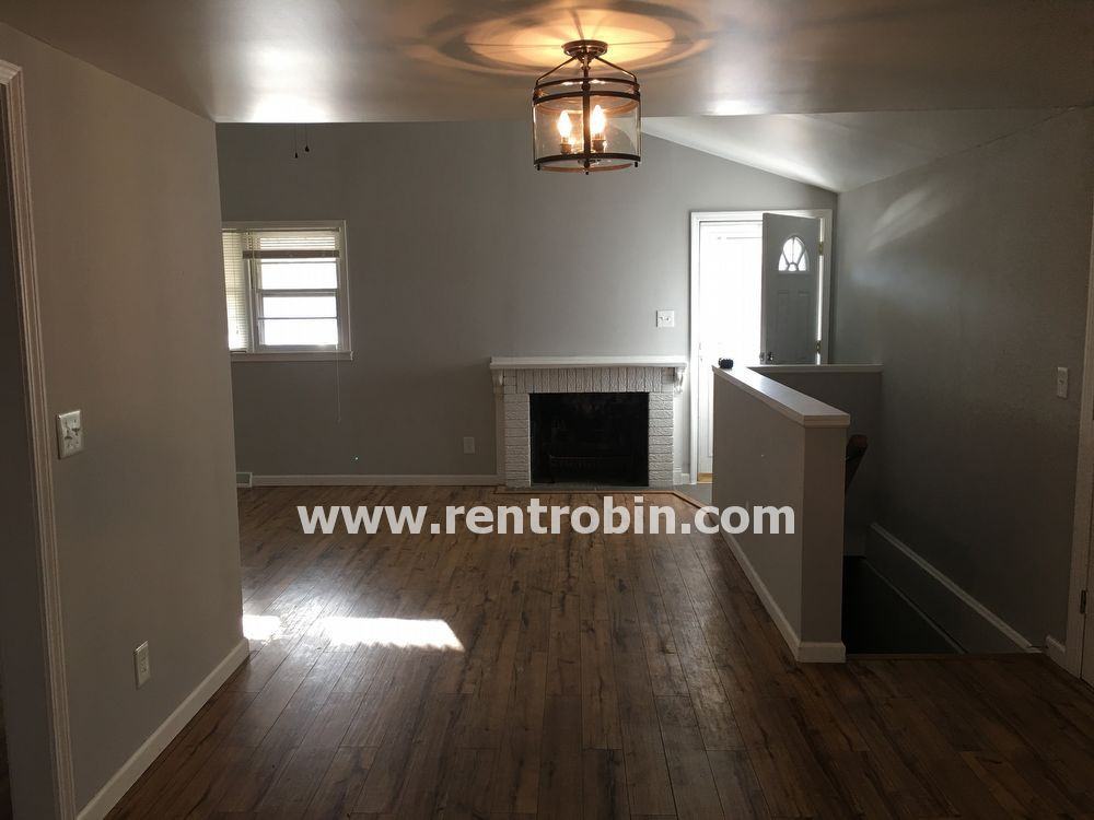 3935 N Cherry St - Photo 3 of 11