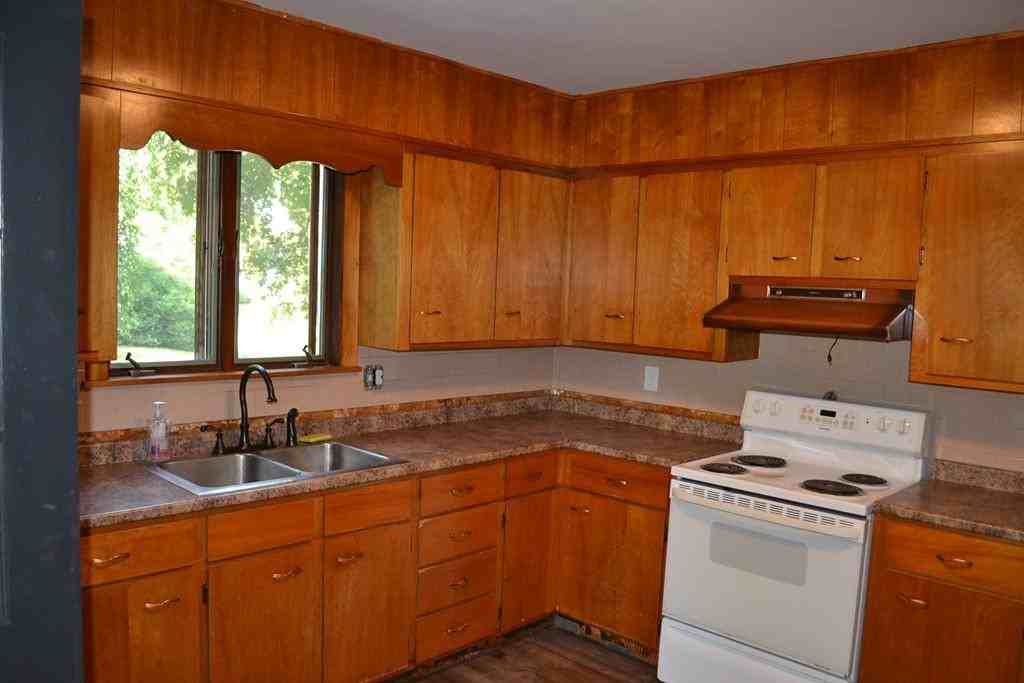 15 Martin Rd - Photo 2 of 11