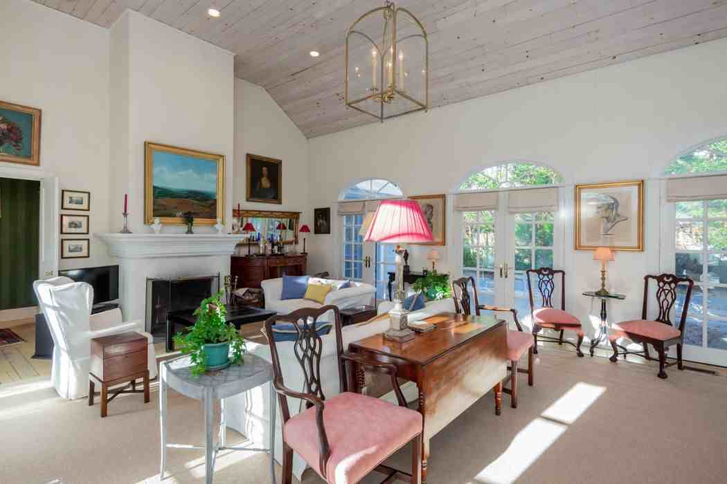 2 Foxcroft Lane - Photo 2 of 17